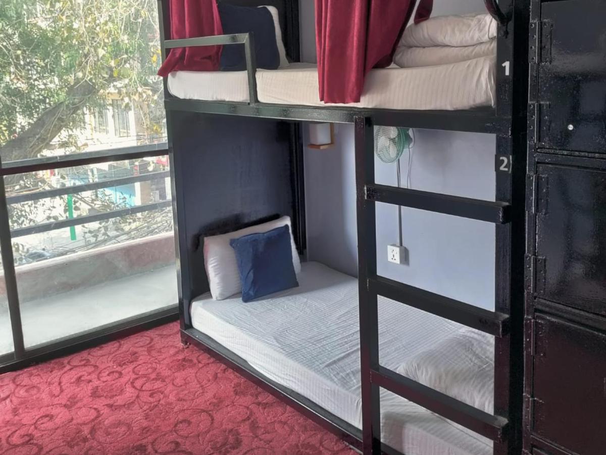 Paila Hostel Lakeside Pokhara Ruang foto