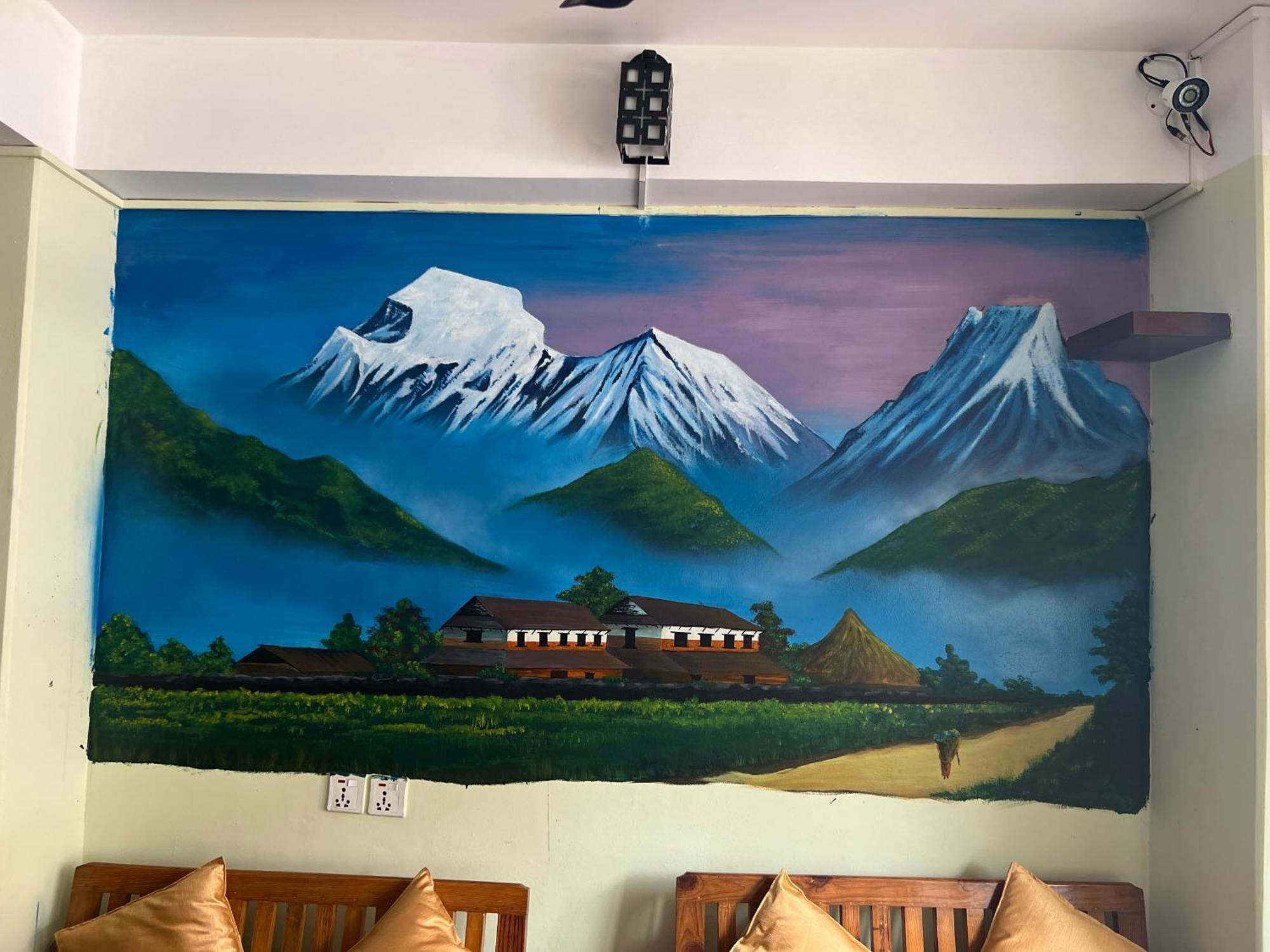 Paila Hostel Lakeside Pokhara Bagian luar foto